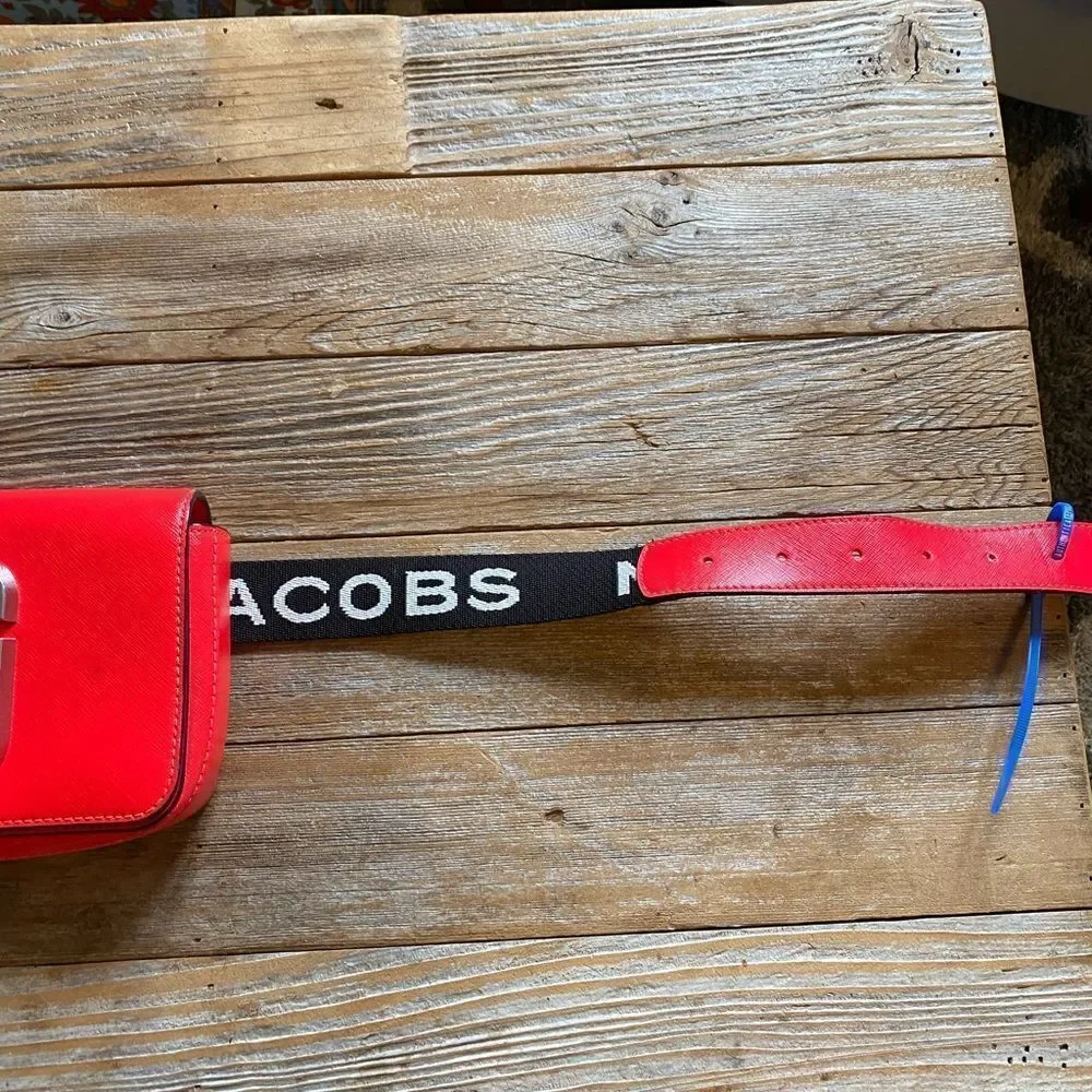 MARC JACOBS snapshot shoulder bag